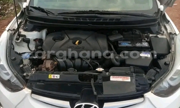 Sayi Na hannu Hyundai Elantra White Mota in Accra a Greater Accra Sayi Na hannu Hyundai Elantra White Mota in Accra a Greater Accra