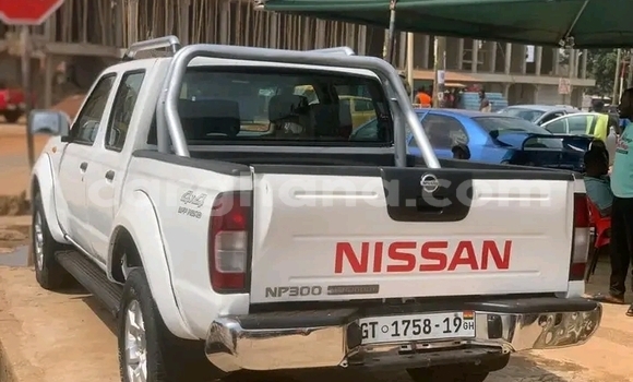 Ra Àlòkù Nissan Hardbody Miiran Ọkọ̀ in Accra ni Greater Accra Ra Àlòkù Nissan Hardbody Miiran Ọkọ̀ in Accra ni Greater Accra