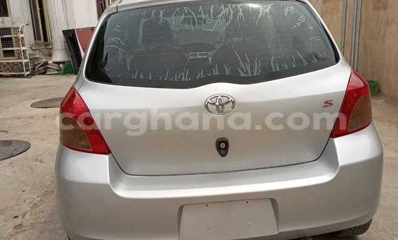 Ra Àlòkù Toyota Yaris Silver Ọkọ̀ in Sekondi–Takoradi Metropolitan ni Oorun