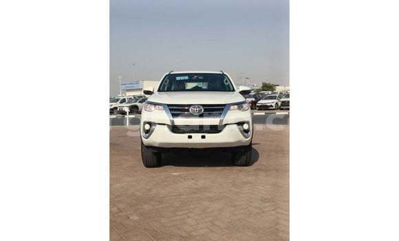 Ra Imported Toyota Fortuner funfun Ọkọ̀ in Import - Dubai ni Ashanti Ra Imported Toyota Fortuner funfun Ọkọ̀ in Import - Dubai ni Ashanti