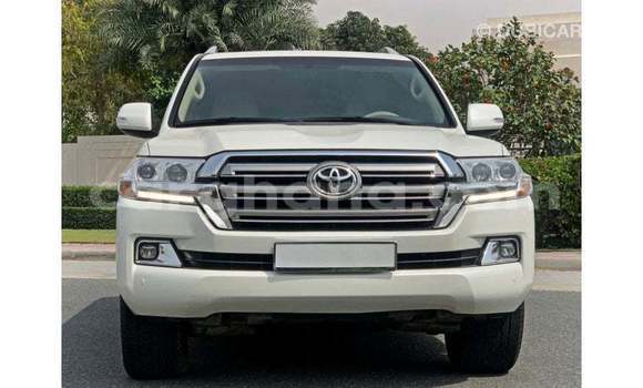 Ra Imported Toyota Land Cruiser funfun Ọkọ̀ in Import - Dubai ni Ashanti Ra Imported Toyota Land Cruiser funfun Ọkọ̀ in Import - Dubai ni Ashanti
