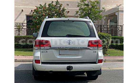 Ra Imported Toyota Land Cruiser funfun Ọkọ̀ in Import - Dubai ni Ashanti Ra Imported Toyota Land Cruiser funfun Ọkọ̀ in Import - Dubai ni Ashanti