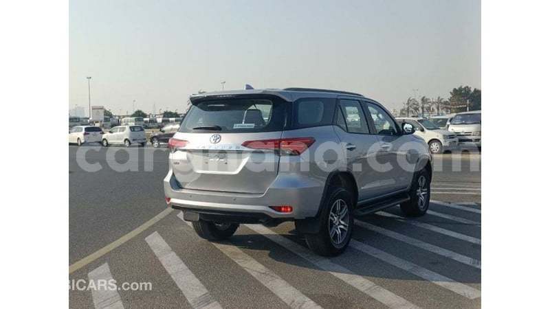 Big with watermark toyota fortuner ashanti import dubai 54937