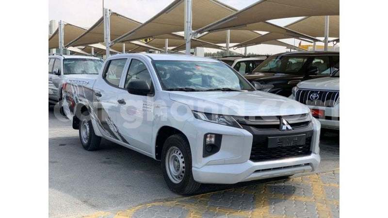 Big with watermark mitsubishi l200 ashanti import dubai 54944