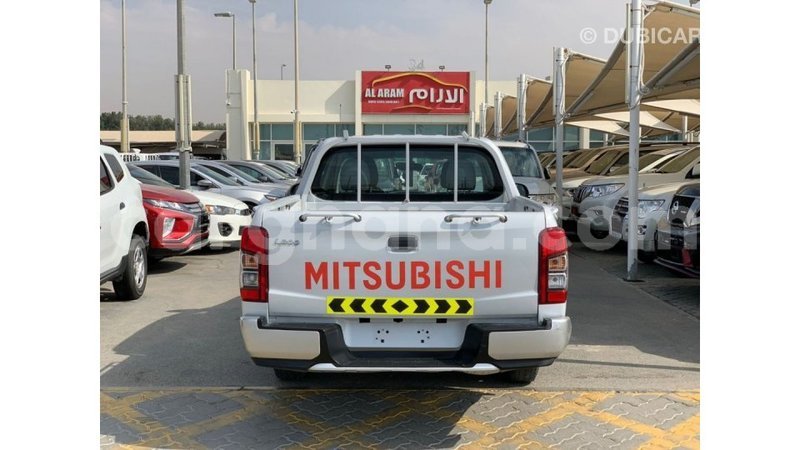 Big with watermark mitsubishi l200 ashanti import dubai 54944