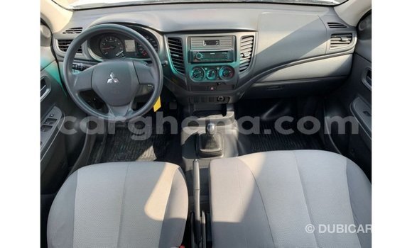 Buy Import Mitsubishi L200 White Car in Import - Dubai in Ashanti Buy Import Mitsubishi L200 White Car in Import - Dubai in Ashanti