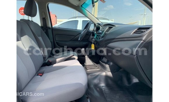 Buy Import Mitsubishi L200 White Car in Import - Dubai in Ashanti Buy Import Mitsubishi L200 White Car in Import - Dubai in Ashanti