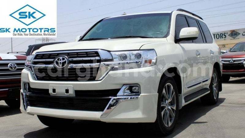 Big with watermark toyota land cruiser ashanti import dubai 54962