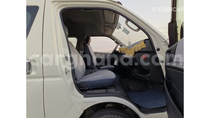 Big with watermark toyota hiace ashanti import dubai 54988