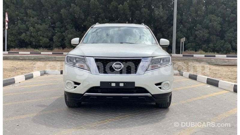 Big with watermark nissan pathfinder ashanti import dubai 54989