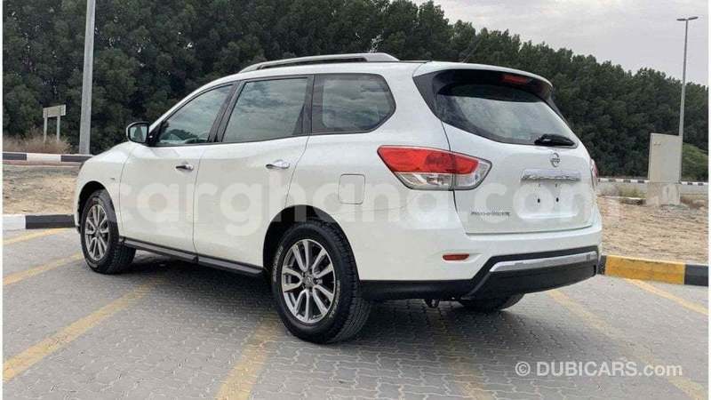 Big with watermark nissan pathfinder ashanti import dubai 54989