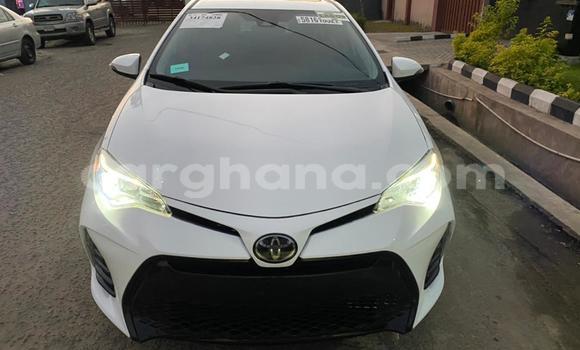 Buy Used Toyota Corolla White Car in Sekondi–Takoradi Metropolitan in Western