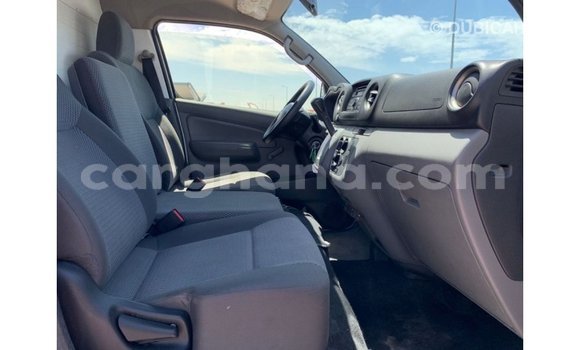 Buy Import Nissan Urvan White Car in Import - Dubai in Ashanti Buy Import Nissan Urvan White Car in Import - Dubai in Ashanti