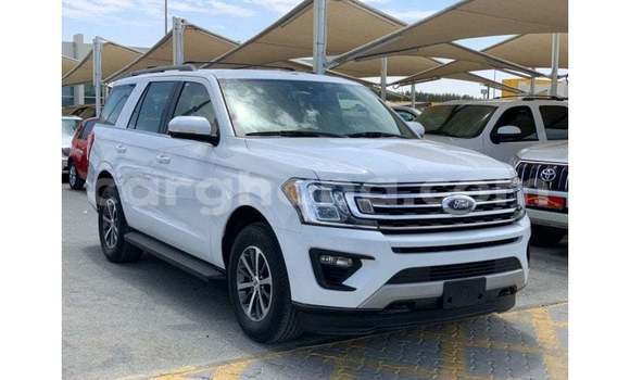 Ra Imported Ford Expedition funfun Ọkọ̀ in Import - Dubai ni Ashanti