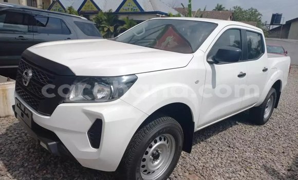 Sayi Na hannu Nissan Navara White Mota in Accra a Greater Accra Sayi Na hannu Nissan Navara White Mota in Accra a Greater Accra