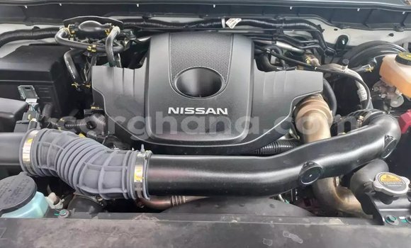 Sayi Na hannu Nissan Navara White Mota in Accra a Greater Accra Sayi Na hannu Nissan Navara White Mota in Accra a Greater Accra