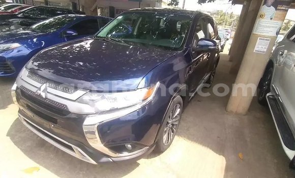 Buy Used Mitsubishi Outlander Blue Car in Accra in Greater Accra