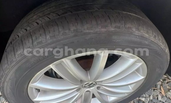Sayi Na hannu Volkswagen Tiguan White Mota in Accra a Greater Accra Sayi Na hannu Volkswagen Tiguan White Mota in Accra a Greater Accra