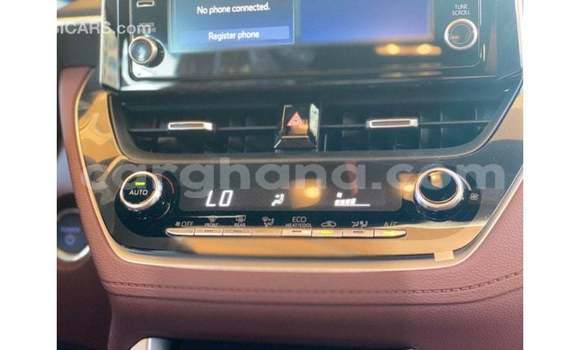 Buy Import Toyota Corolla White Car in Import - Dubai in Ashanti Buy Import Toyota Corolla White Car in Import - Dubai in Ashanti