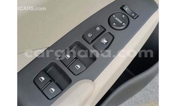 Ra Imported Hyundai Accent funfun Ọkọ̀ in Import - Dubai ni Ashanti Ra Imported Hyundai Accent funfun Ọkọ̀ in Import - Dubai ni Ashanti