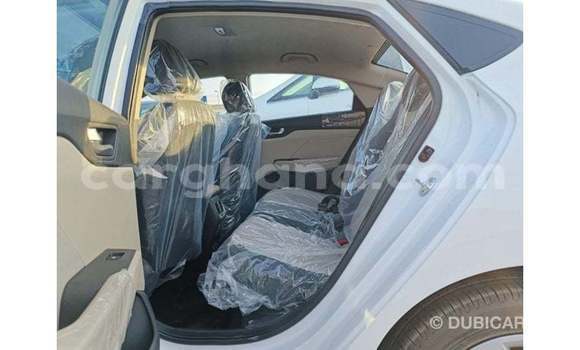 Ra Imported Hyundai Accent funfun Ọkọ̀ in Import - Dubai ni Ashanti Ra Imported Hyundai Accent funfun Ọkọ̀ in Import - Dubai ni Ashanti