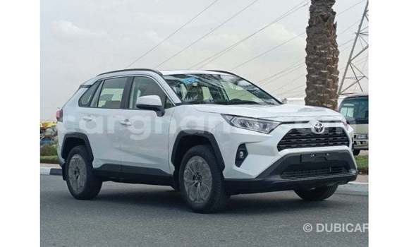 Buy Import Toyota 4Runner White Car in Import - Dubai in Ashanti Buy Import Toyota 4Runner White Car in Import - Dubai in Ashanti