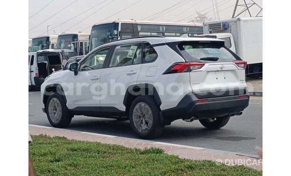 Buy Import Toyota 4Runner White Car in Import - Dubai in Ashanti Buy Import Toyota 4Runner White Car in Import - Dubai in Ashanti