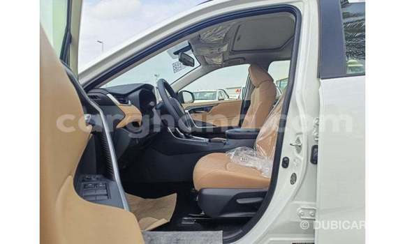 Buy Import Toyota 4Runner White Car in Import - Dubai in Ashanti Buy Import Toyota 4Runner White Car in Import - Dubai in Ashanti