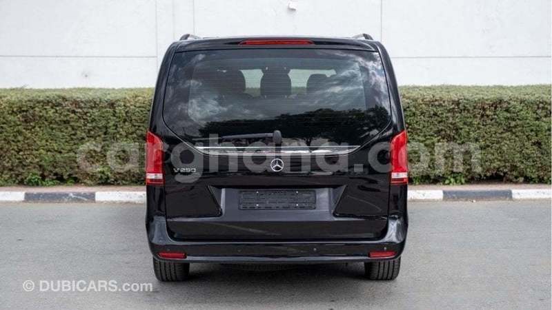 Big with watermark mercedes benz a200 ashanti import dubai 55079