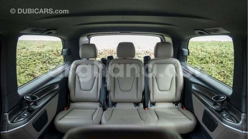 Big with watermark mercedes benz a200 ashanti import dubai 55079