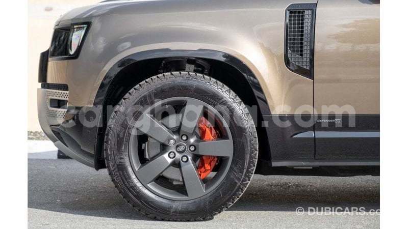 Big with watermark land rover defender ashanti import dubai 55087