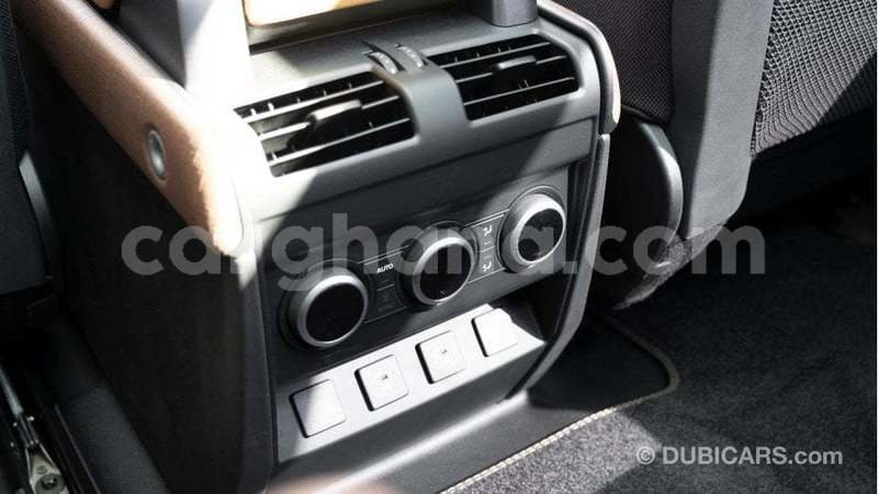 Big with watermark land rover defender ashanti import dubai 55087