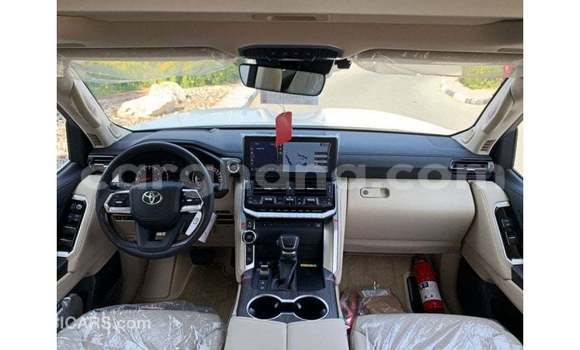 Buy Import Toyota Land Cruiser White Car in Import - Dubai in Ashanti Buy Import Toyota Land Cruiser White Car in Import - Dubai in Ashanti