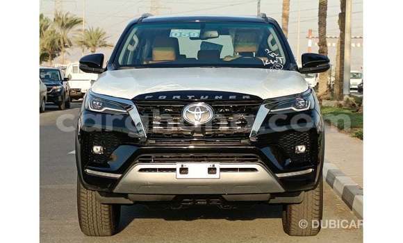 Buy Import Toyota Fortuner Black Car in Import - Dubai in Ashanti Buy Import Toyota Fortuner Black Car in Import - Dubai in Ashanti