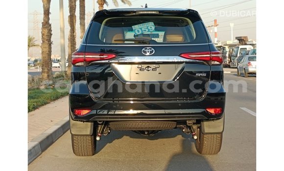 Buy Import Toyota Fortuner Black Car in Import - Dubai in Ashanti Buy Import Toyota Fortuner Black Car in Import - Dubai in Ashanti