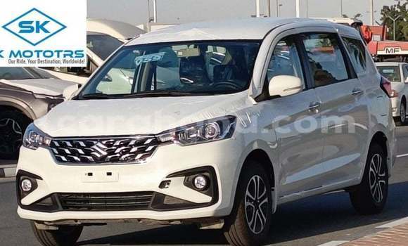Ra Imported Suzuki Ertiga funfun Ọkọ̀ in Import - Dubai ni Ashanti