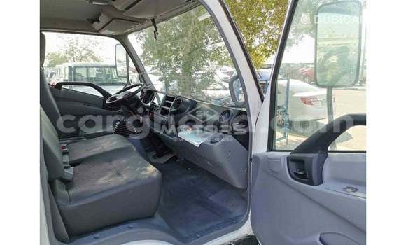 Buy Import Hino GH White Truck in Import - Dubai in Ashanti Buy Import Hino GH White Truck in Import - Dubai in Ashanti