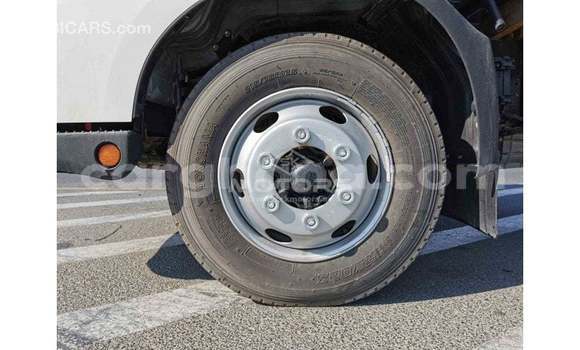 Buy Import Hino GH White Truck in Import - Dubai in Ashanti Buy Import Hino GH White Truck in Import - Dubai in Ashanti