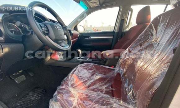 Buy Import Toyota Hilux White Car in Import - Dubai in Ashanti Buy Import Toyota Hilux White Car in Import - Dubai in Ashanti