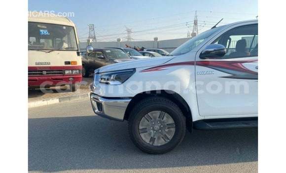 Buy Import Toyota Hilux White Car in Import - Dubai in Ashanti Buy Import Toyota Hilux White Car in Import - Dubai in Ashanti