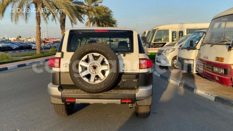 Big with watermark toyota fj cruiser ashanti import dubai 55126