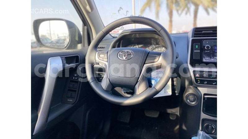 Big with watermark toyota prado ashanti import dubai 55128