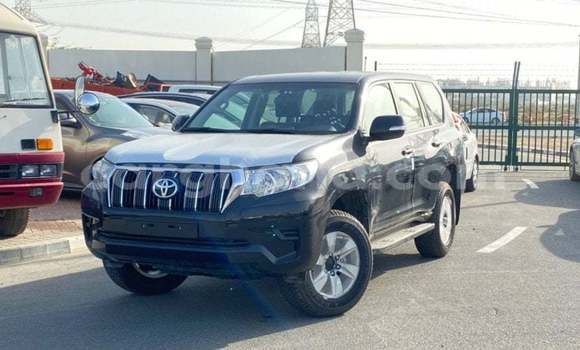 Ra Imported Toyota Prado Black Ọkọ̀ in Import - Dubai ni Ashanti