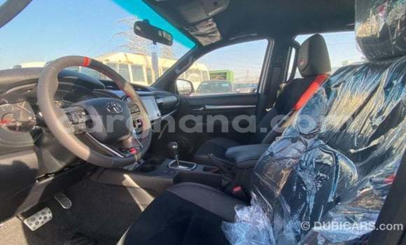 Buy Import Toyota Hilux White Car in Import - Dubai in Ashanti Buy Import Toyota Hilux White Car in Import - Dubai in Ashanti