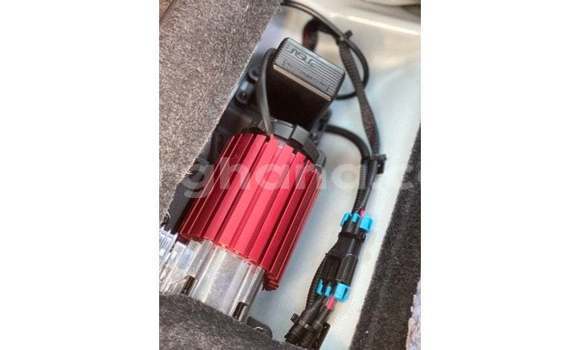 Buy Import Toyota Hilux White Car in Import - Dubai in Ashanti Buy Import Toyota Hilux White Car in Import - Dubai in Ashanti