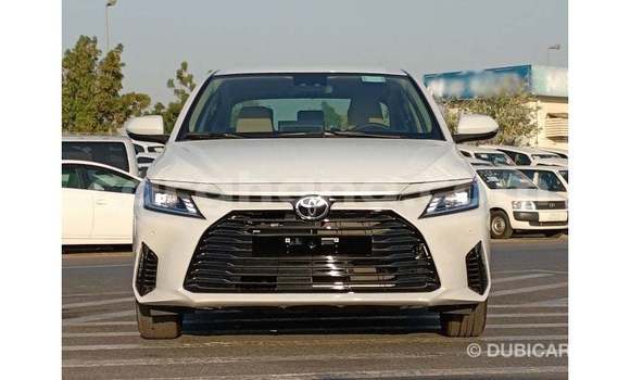 Buy Import Toyota Yaris White Car in Import - Dubai in Ashanti Buy Import Toyota Yaris White Car in Import - Dubai in Ashanti