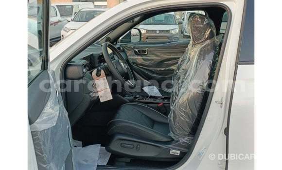 Buy Import Honda C White Bike in Import - Dubai in Ashanti Buy Import Honda C White Bike in Import - Dubai in Ashanti