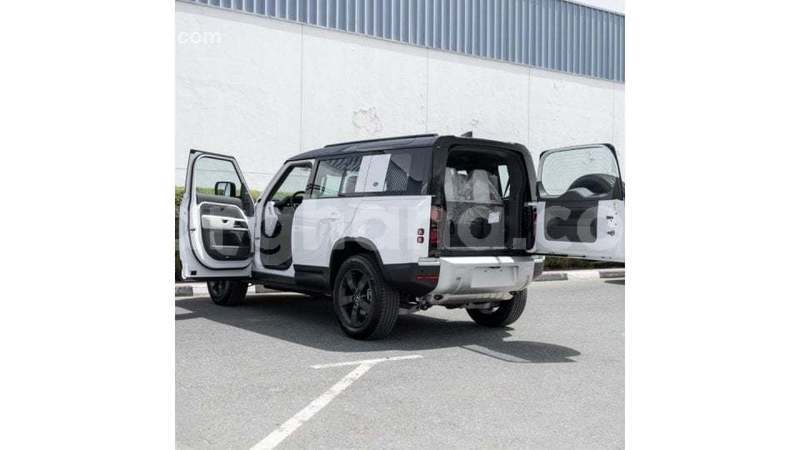 Big with watermark land rover defender ashanti import dubai 55154