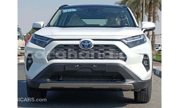 Buy Import Toyota 4Runner White Car in Import - Dubai in Ashanti Buy Import Toyota 4Runner White Car in Import - Dubai in Ashanti