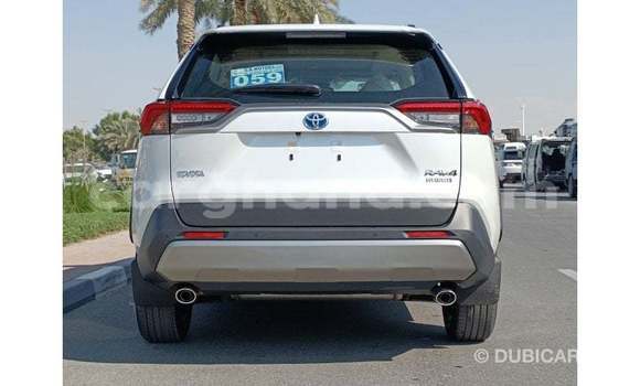 Buy Import Toyota 4Runner White Car in Import - Dubai in Ashanti Buy Import Toyota 4Runner White Car in Import - Dubai in Ashanti